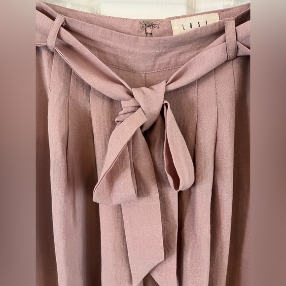 SOLD Lost + Wander Wide Leg Pink Palazzo Pants, high waist pleated EUC Medium - Picture 4 of 14